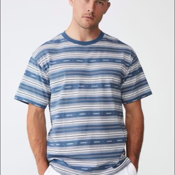 Cotton On Loose Fit T-Shirt Size:Medium - Picture 1 of 13